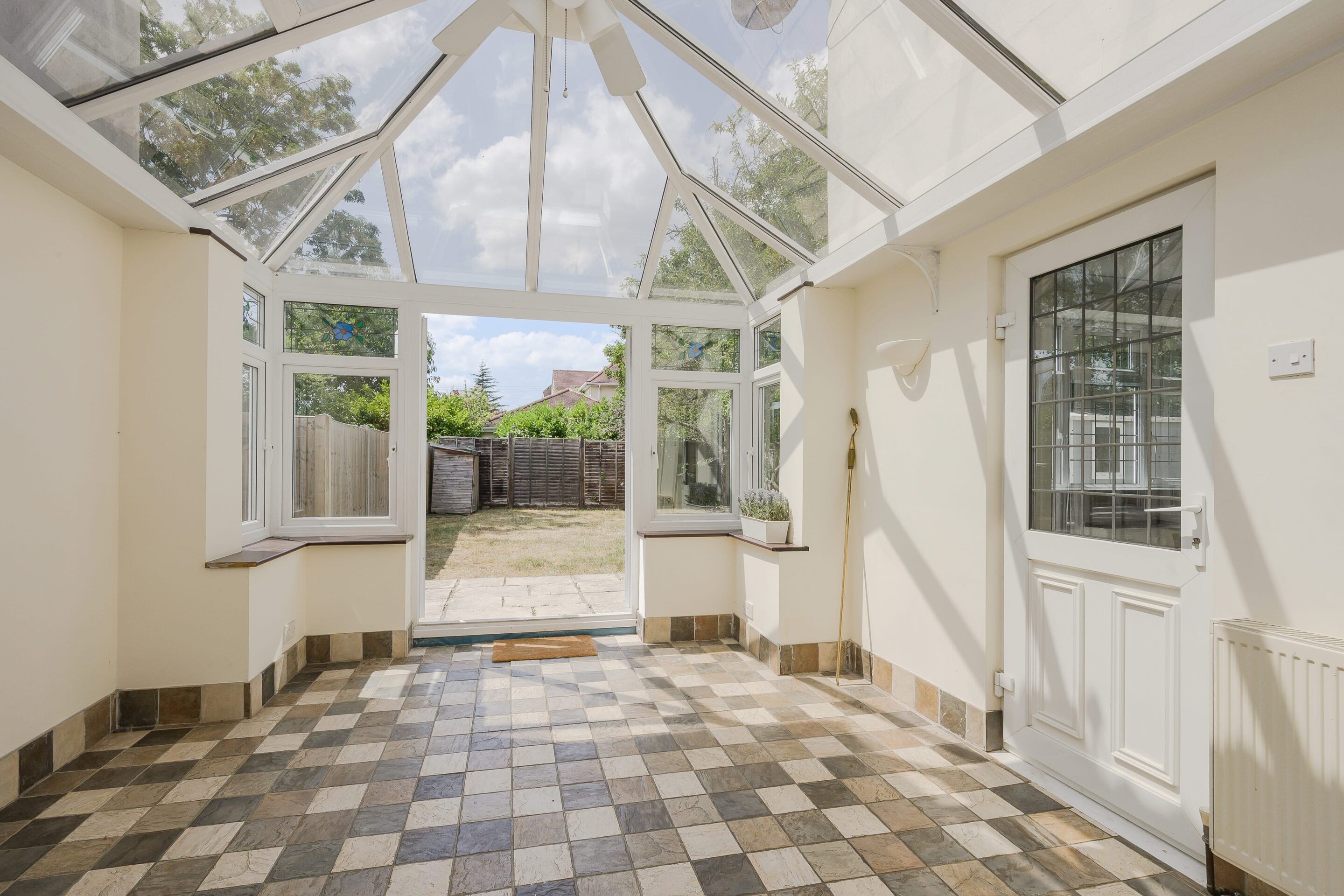 3 Bedrooms, Ember Lane, Esher, Surrey