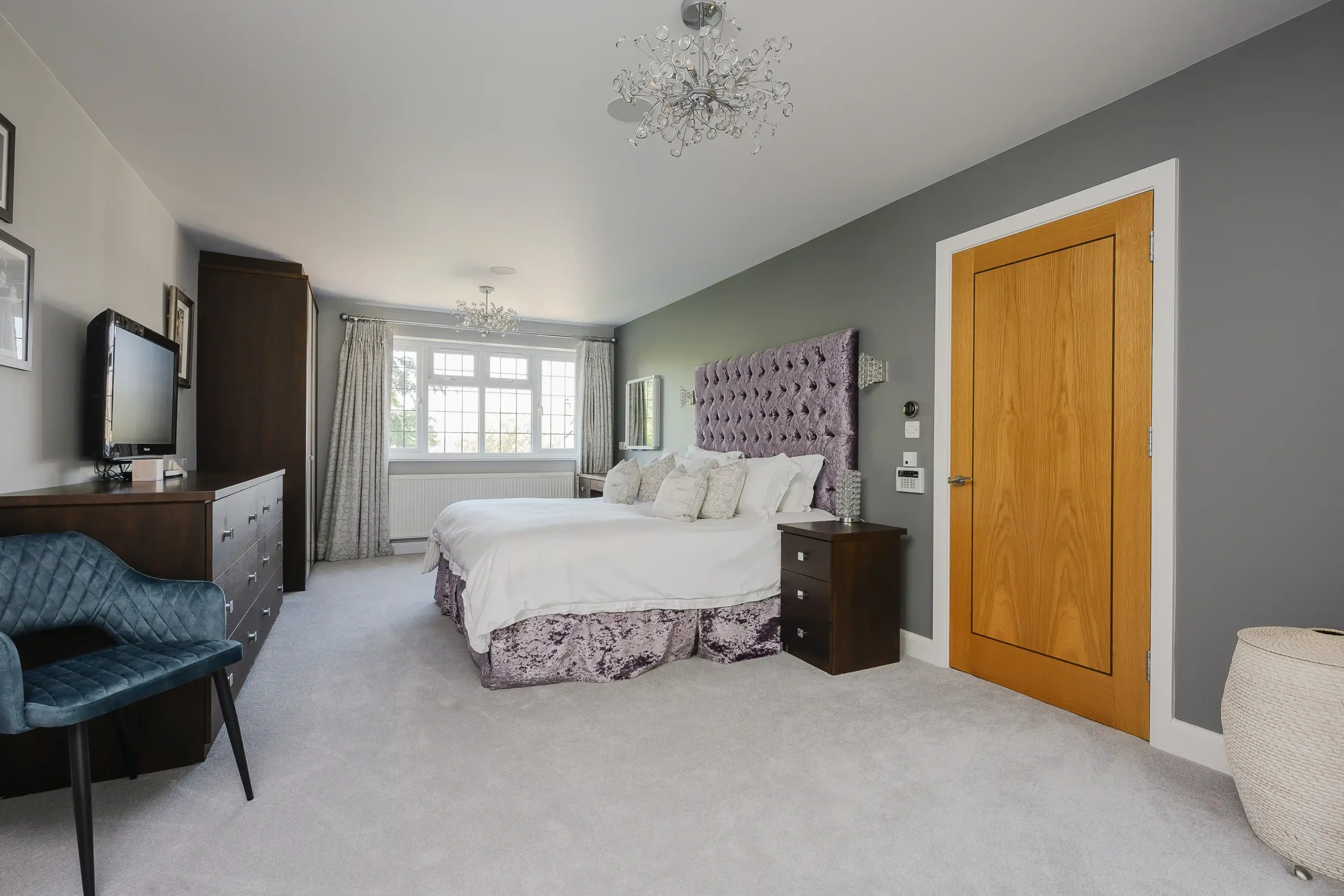 5 Bedrooms, Lodge Close, Stoke d’Abernon, Cobham