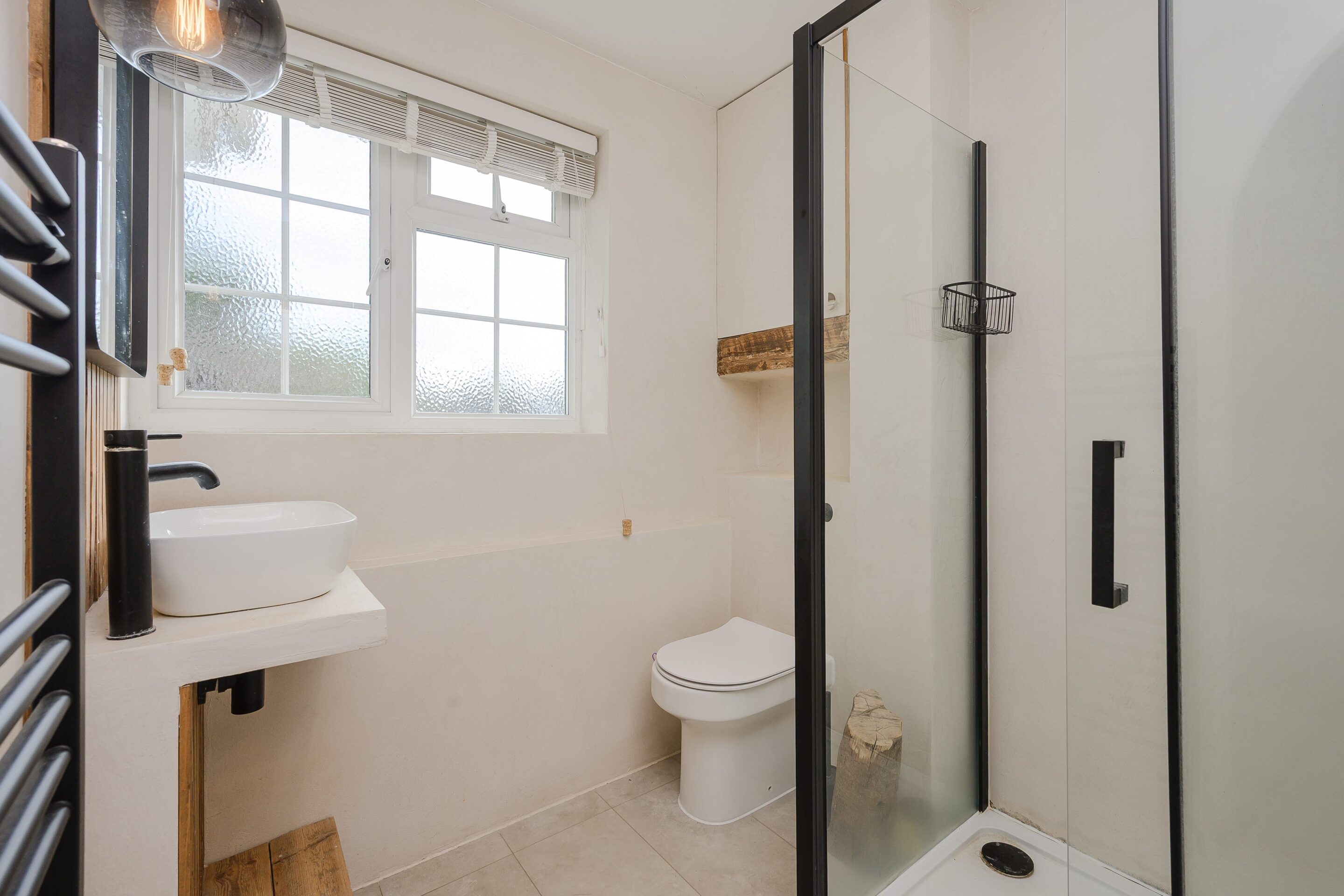 3 Bedrooms, Ravenswood Close, Cobham, Surrey